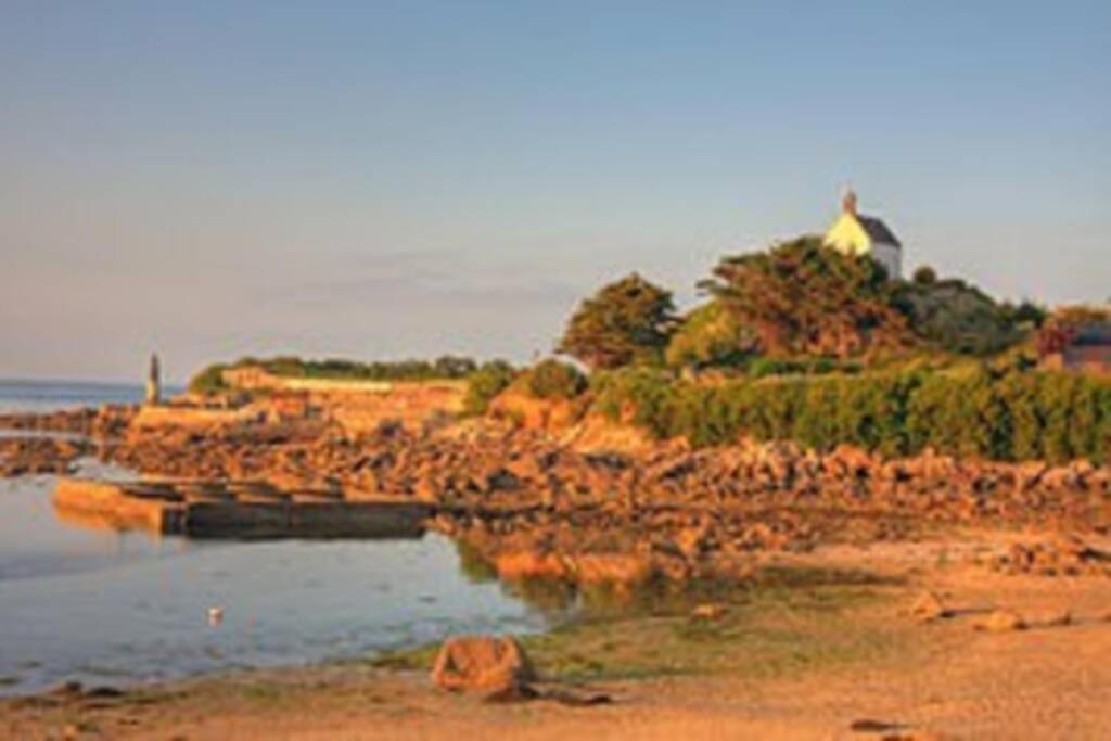 Kermaravel, Le Petit Manoir En Bord De Mer. Saint-Pol-de-Léon Exterior photo